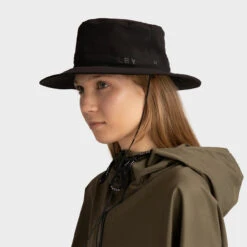 Tilley Rainproof Bucket Hat -VenturePro Store tilley rainproof bucket hat 09958.1663317484